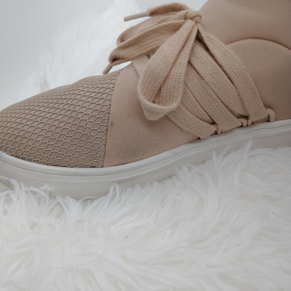 Steve Madden Lancer Blush Pinkish Tan Trainers Sneakers Lace Up Women's Size 6.5 - Picture 6 of 9
